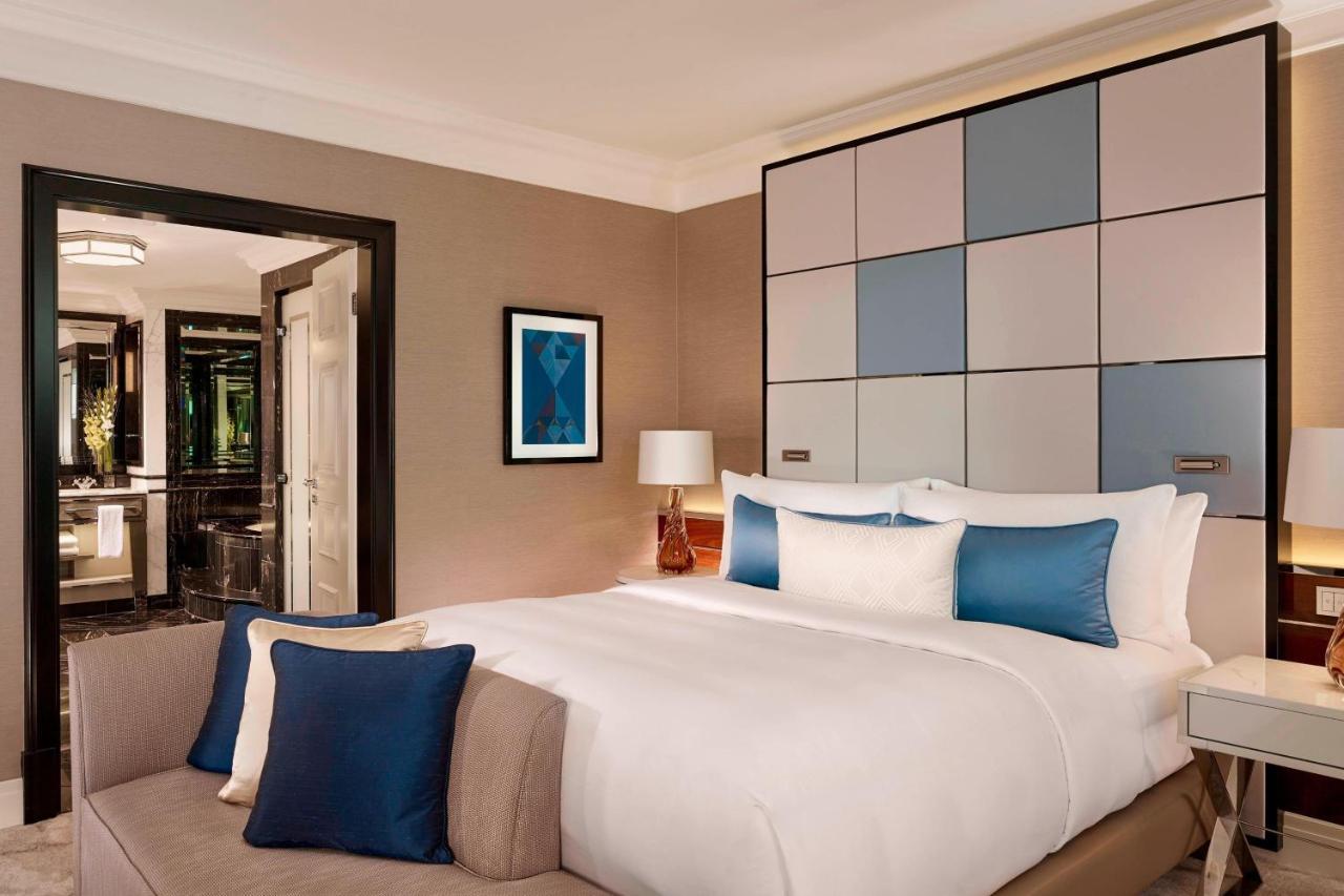 Suite - Carlton Club