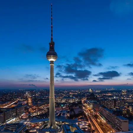 Park Inn by Radisson Berlin Alexanderplatz-3
