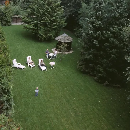 Schlosspark Hotel-3