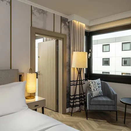 Doubletree By Hilton Berlin Ku'Damm-2